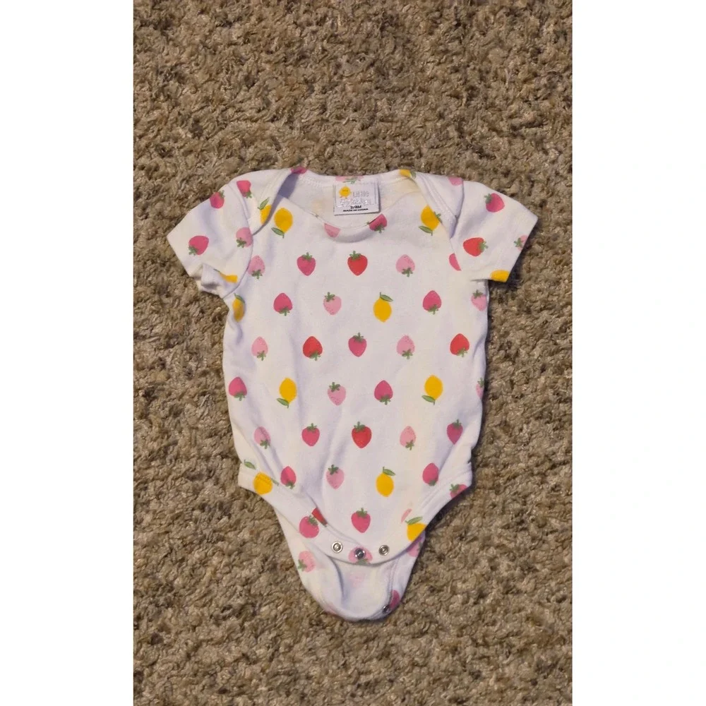 Bundle Of 8 Bodysuits Baby Size 3-6 Months Carters/Old Navy/Gerber